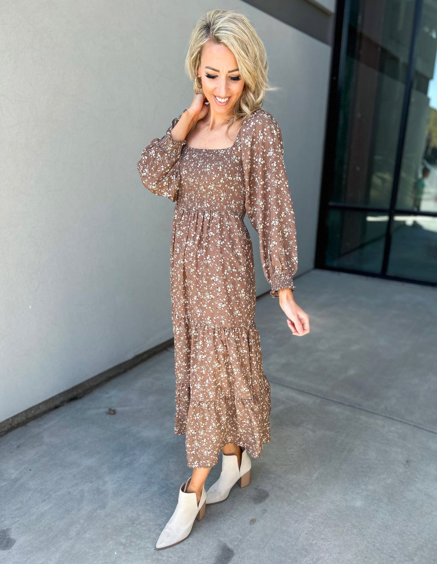 Romantic Floral Square Neck Smocked Chest Maxi Dress