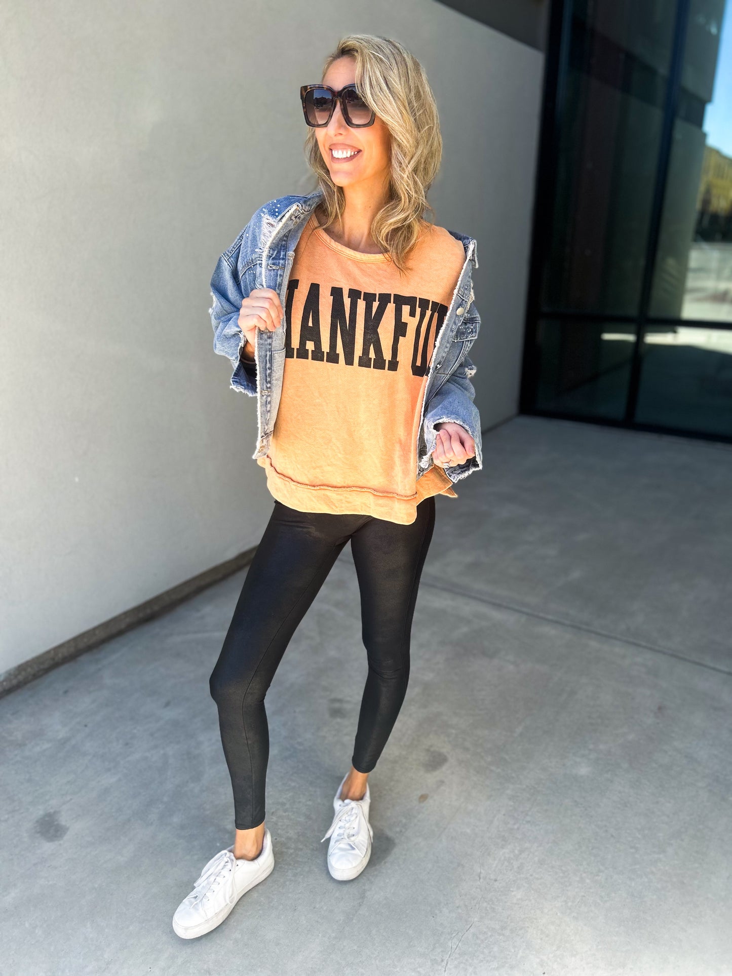 THANKFUL Washed Sweatshirt