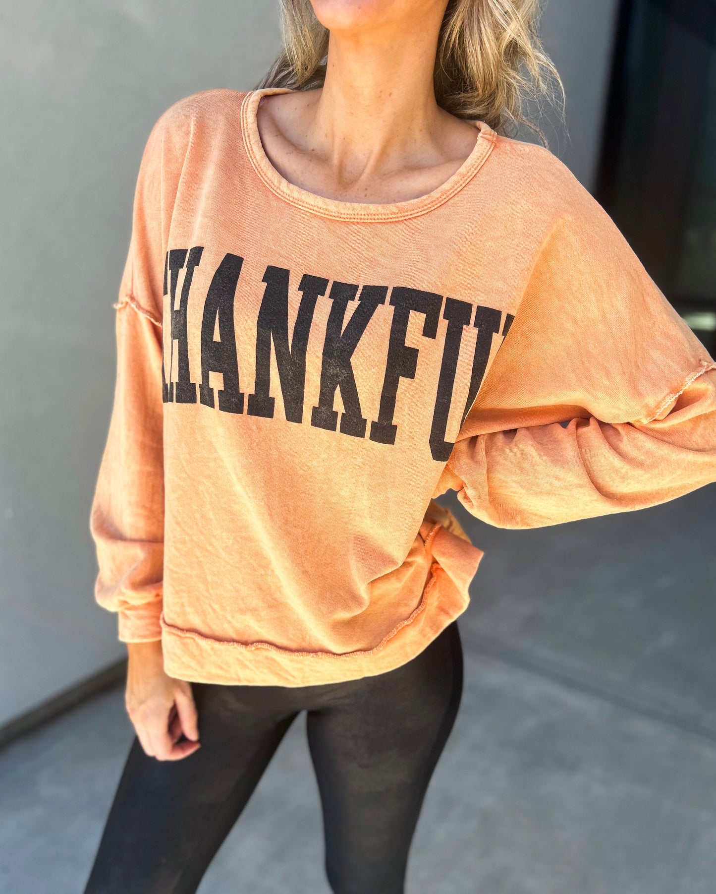 THANKFUL Washed Sweatshirt