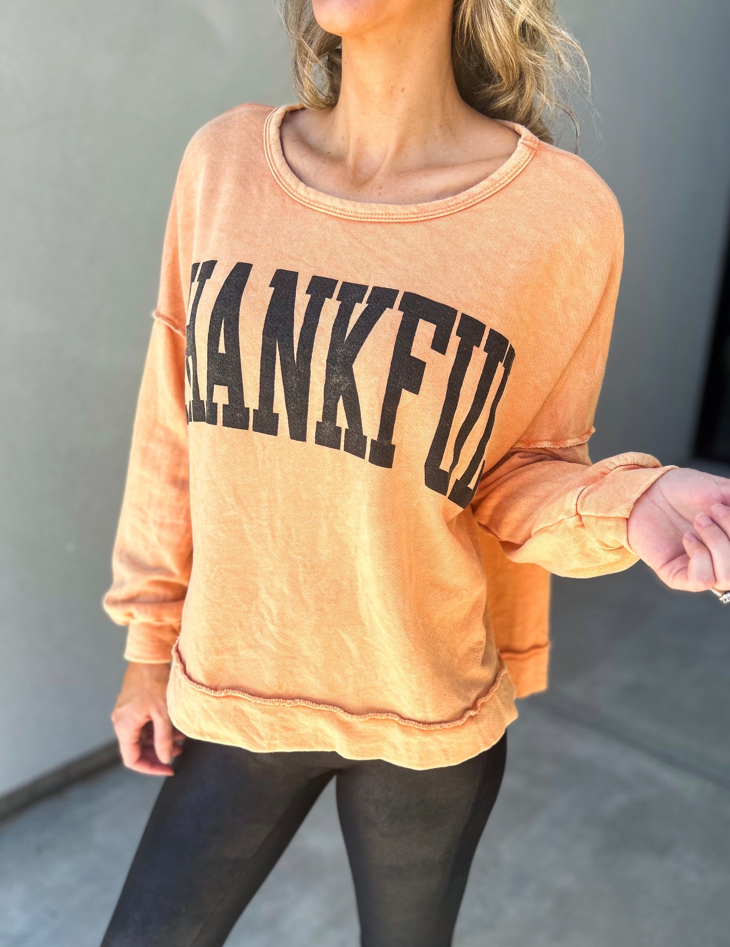 THANKFUL Washed Sweatshirt
