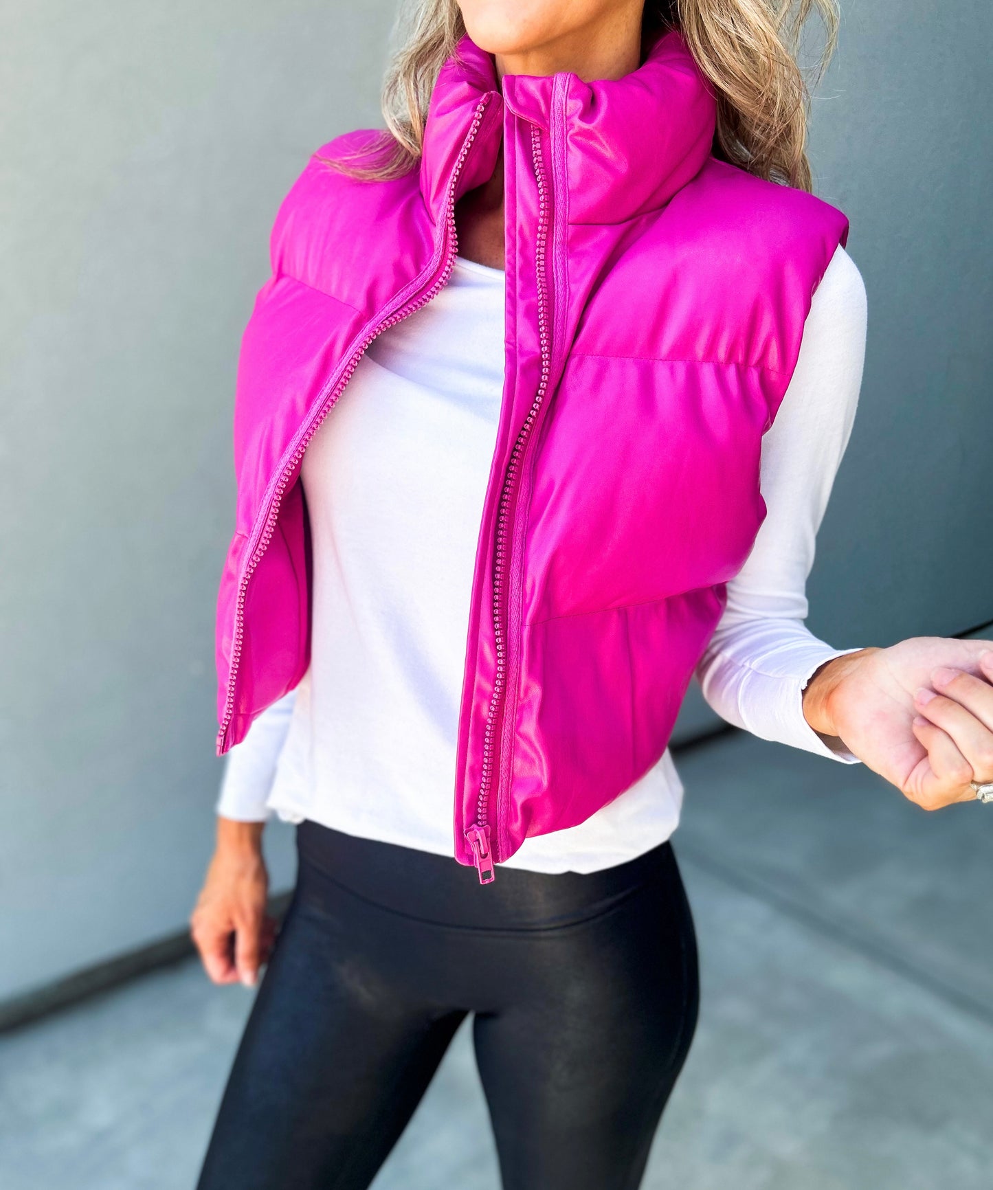 Deela Cropped Puffer Vest