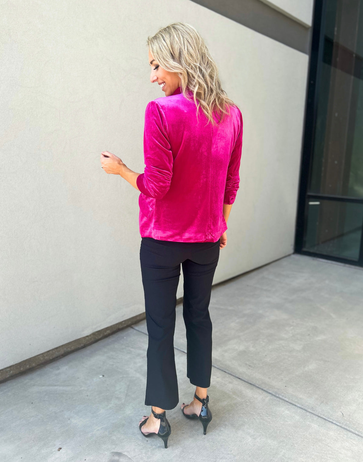 She Knows It Velvet Rouched Sleeve Blazer (Magenta)