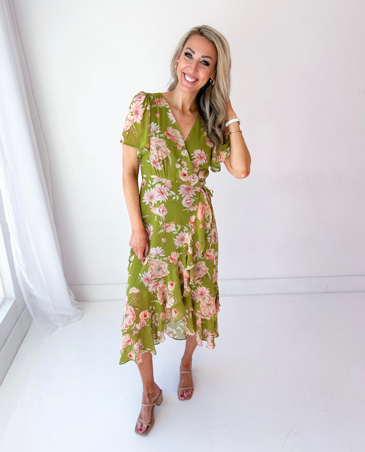 Calise Floral Wrap Midi Dress Calise Floral Wrap Midi Dress