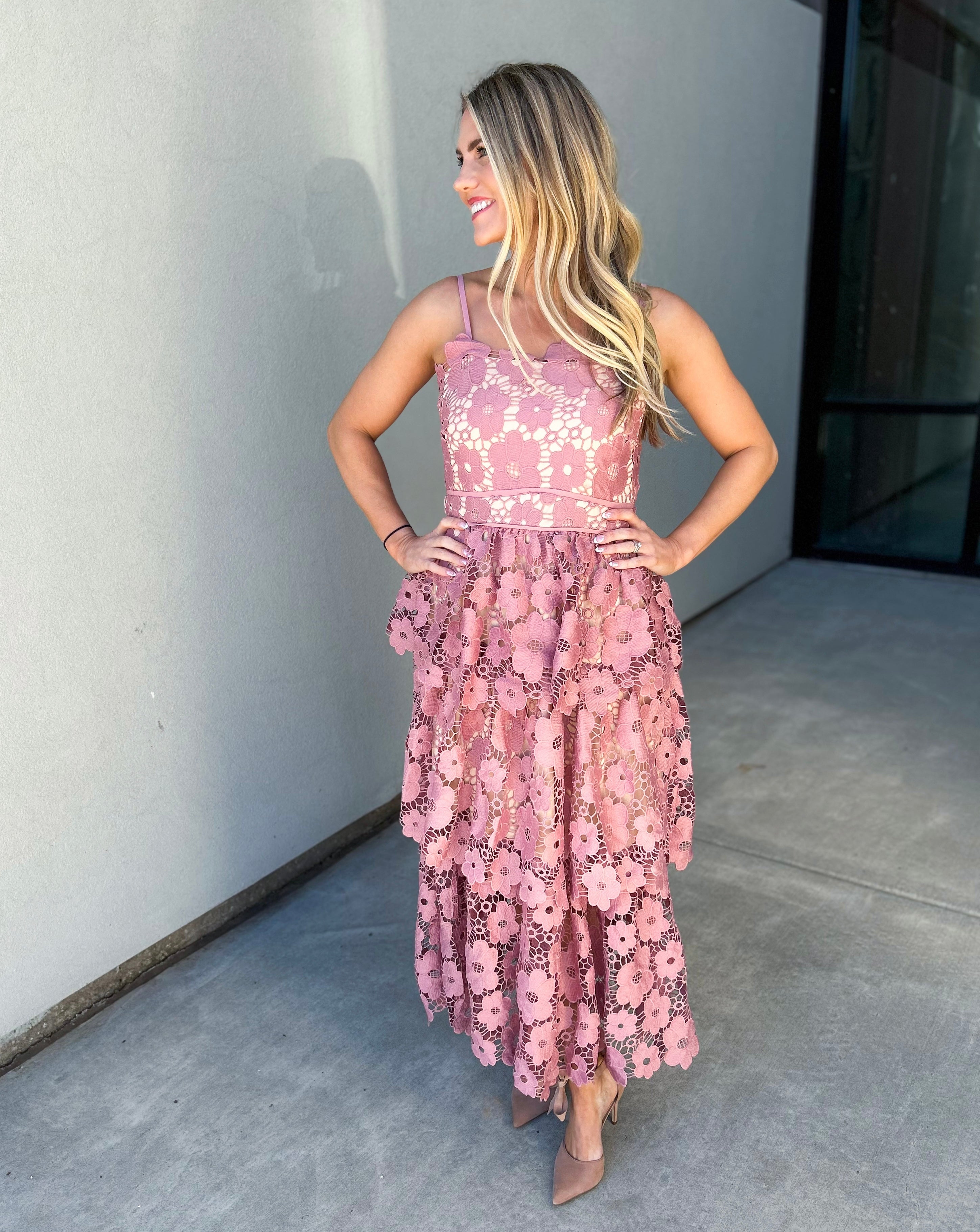 【threetimes】24fw Rose dress Floral Sheer Print Maxi Dress | boohoo CA