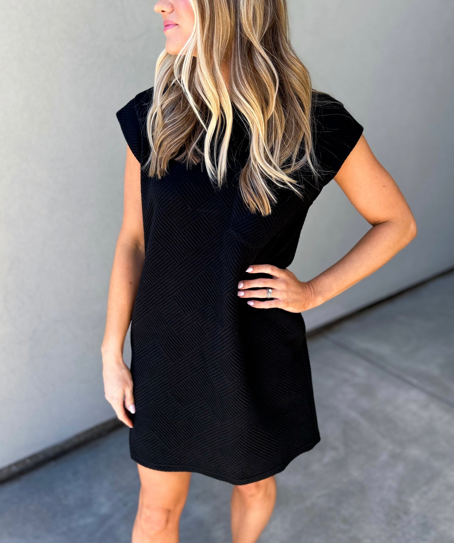 Ayana Textured Dress (Black)