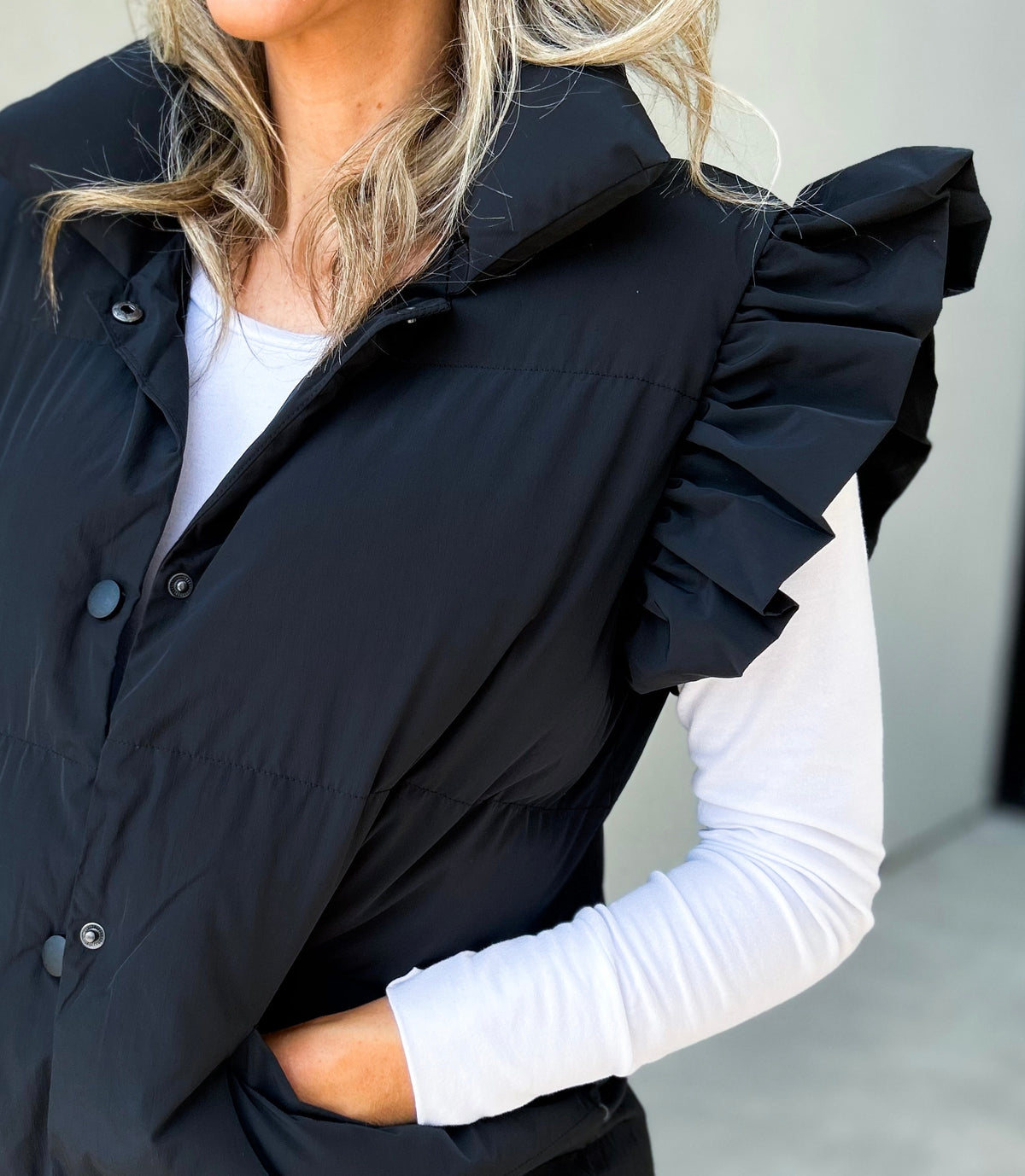 Remi Ruffle Sleeve Oversized Down Vest (Black)