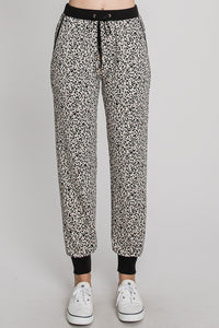 Camil Leopard Joggers