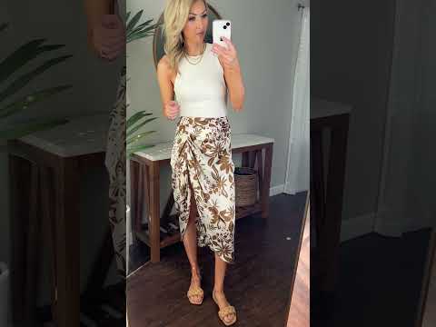 Zenna Floral Satin Drape Pleated Skirt – Nova Lee Boutique