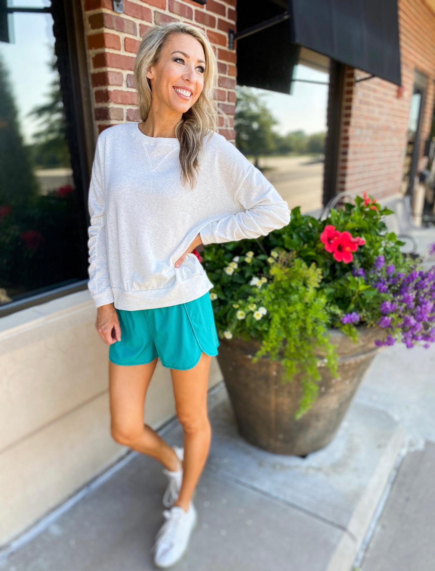 Baxter Wide Elastic Waist Shorts (Teal)