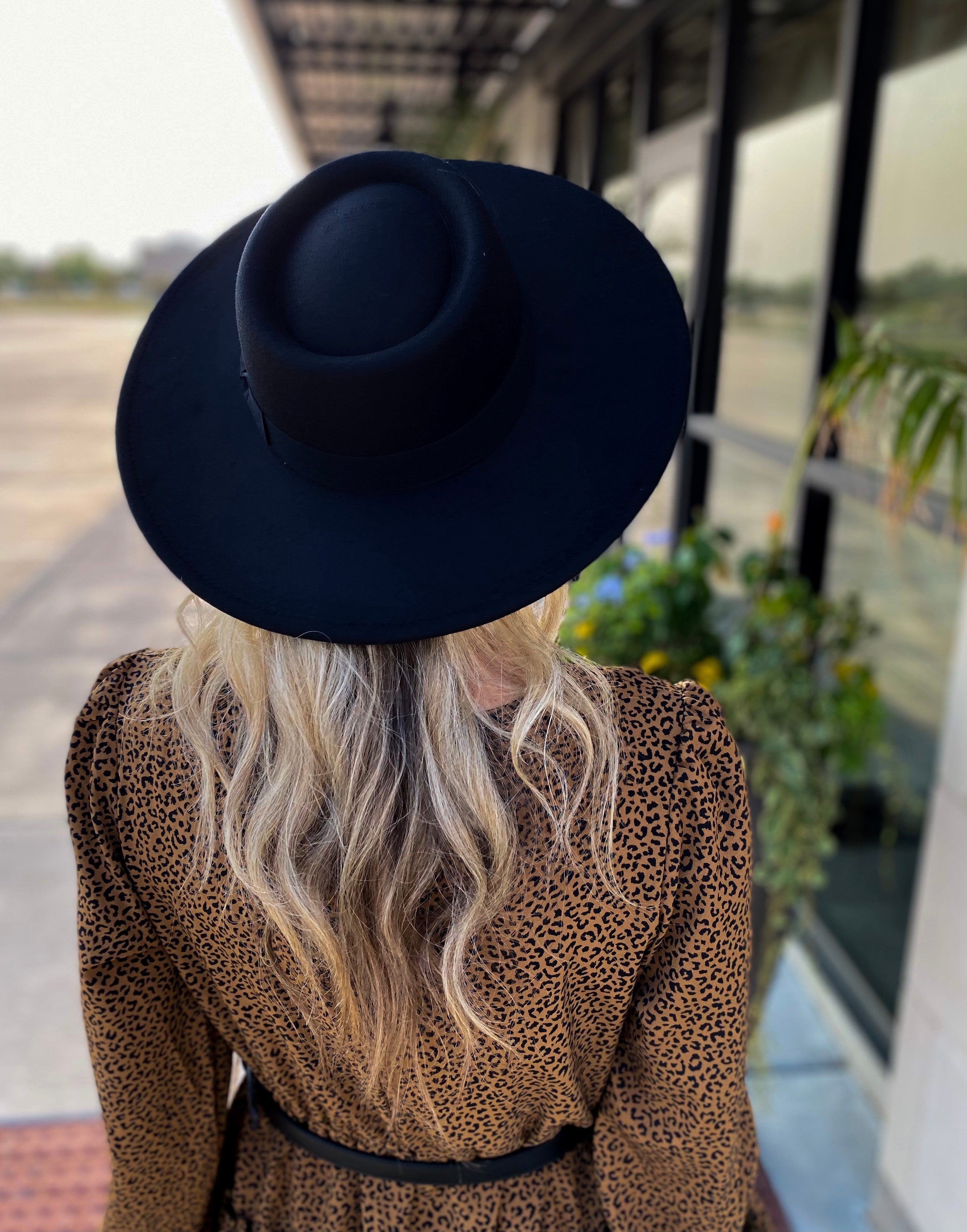 Brooks Wide Brim Hat (Black) – Nova Lee Boutique