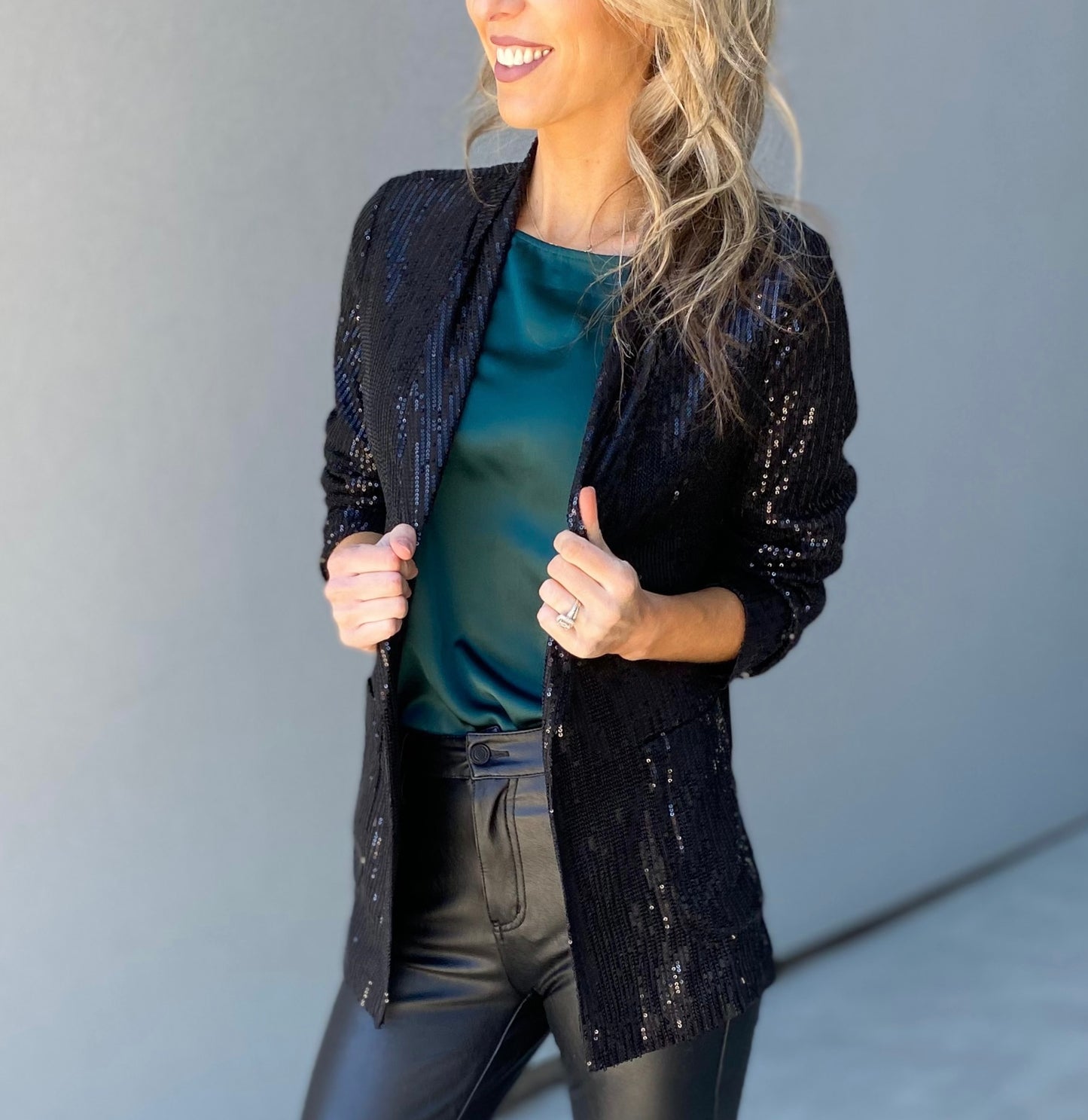 Nayla Oversized Sequin Blazer (Black)