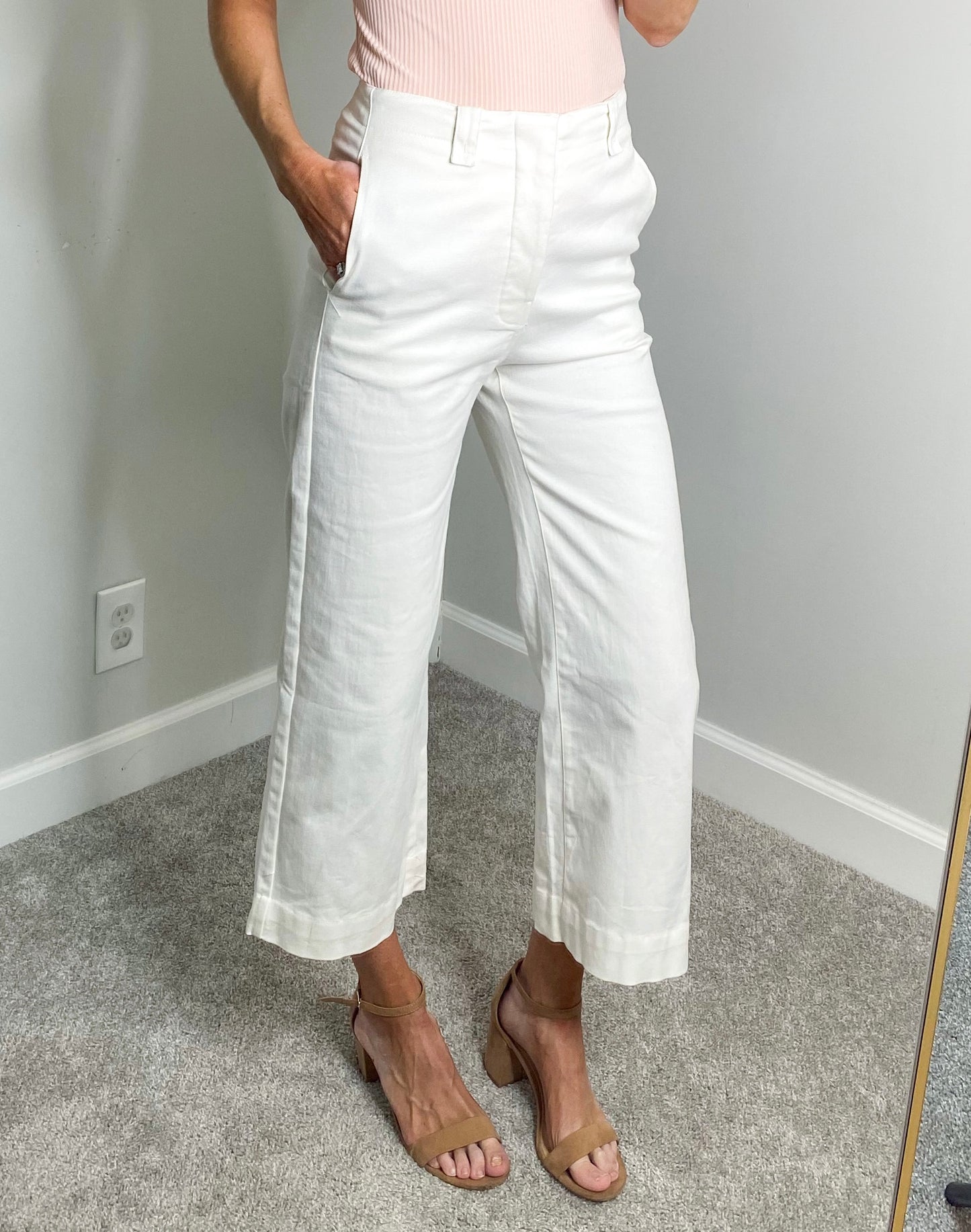 Sari Cropped Wide Leg Jean